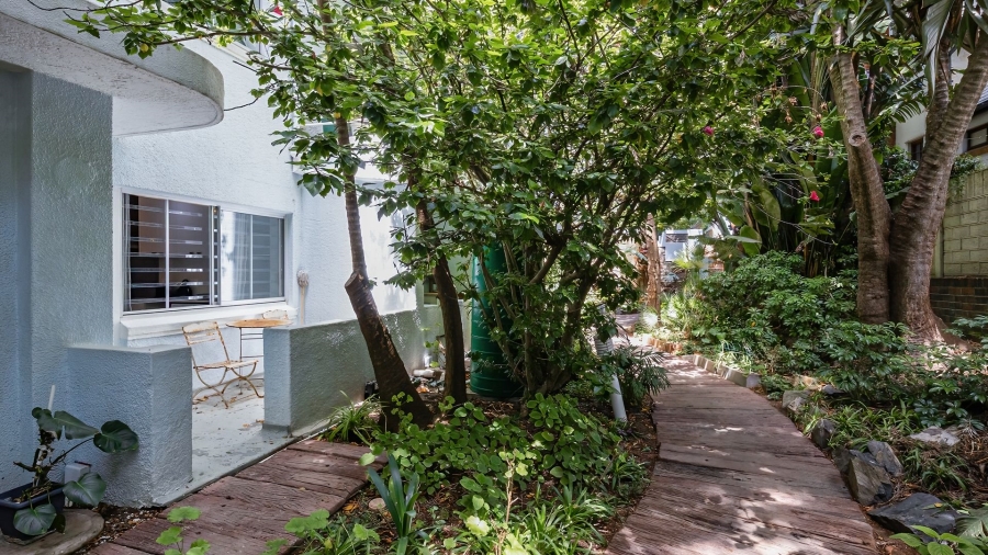 To Let 0 Bedroom Property for Rent in Sea Point Western Cape